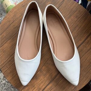 Chic White Women's Flats